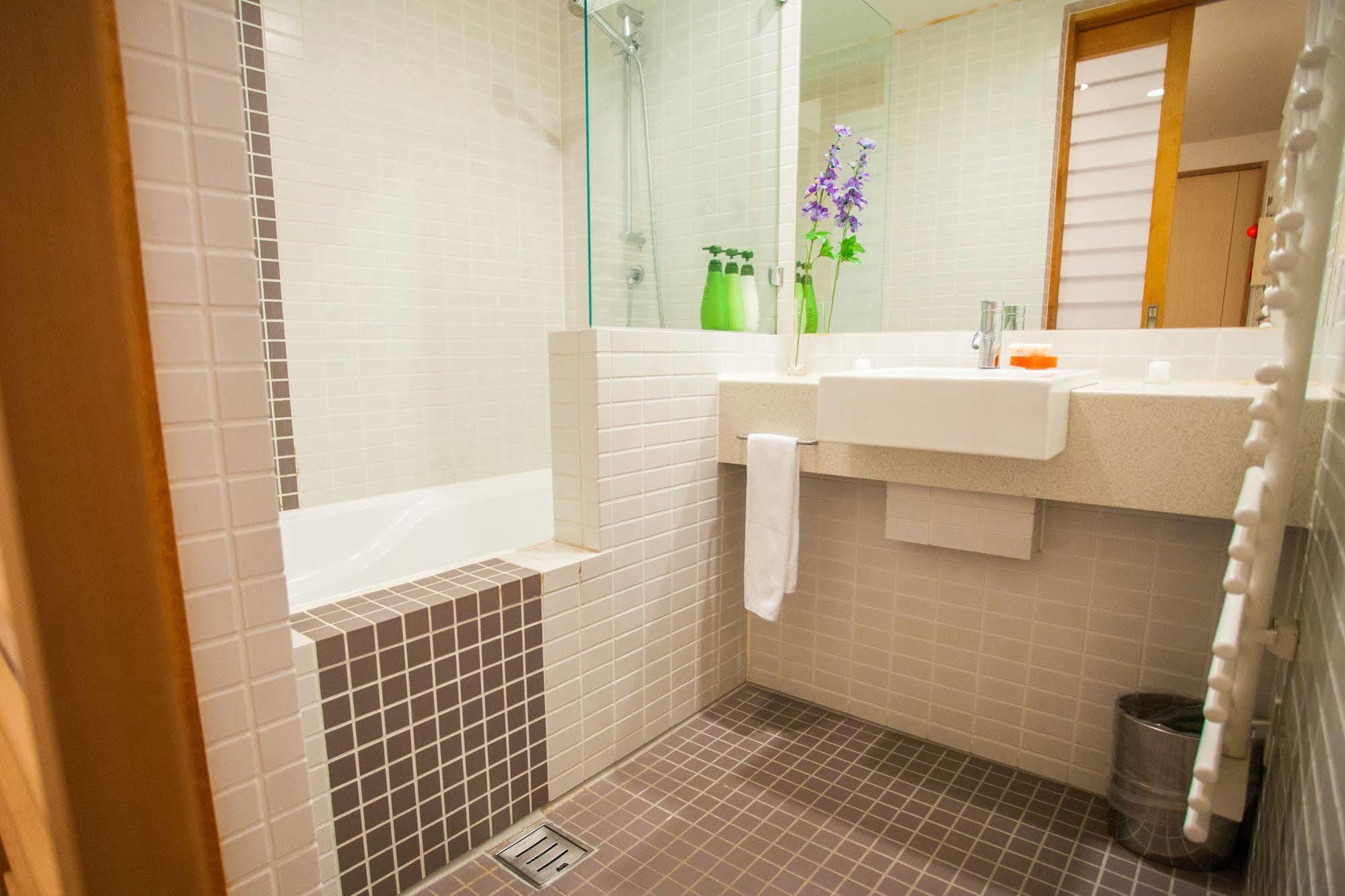 Yuki Yama Apartments Hirafu Экстерьер фото